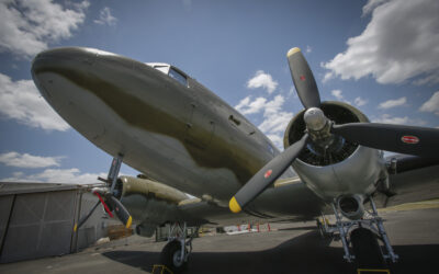Appeal for information to identify aircraft that flew freed Army nurses from Sumatra internment camp to Singapore